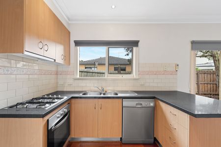 3/24 Arthur Street, Essendon VIC 3040 - Apartment For Rent | Domain - Photo 4