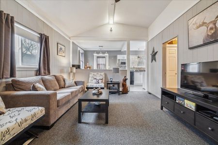 For Lease - 7 North Park Avenue, Hamilton, Ontario - Photo 4