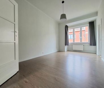 Appartement - à louer - foto 2