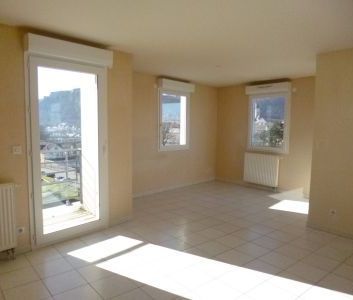 À louer / Appartement F3 / BESANCON QUARTIER PRES DE VAUX 19 Allée de l'Ile aux Moineaux - Photo 3