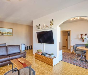 TOP 2,5-Zimmer-Wohnung mit Balkon & Aufzug in Straubing – Sofort beziehbar! - Photo 1