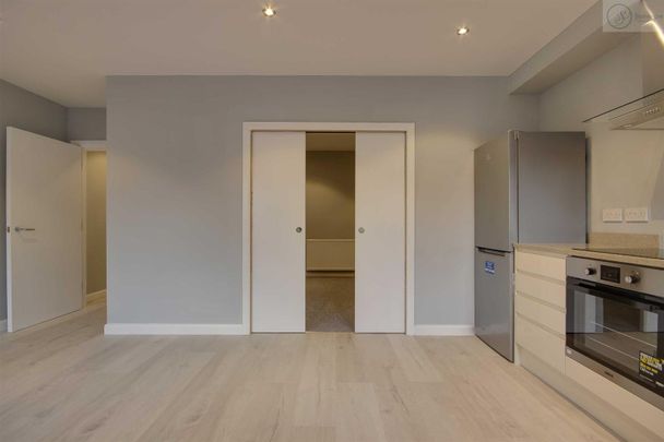 Beech House - Photo 1