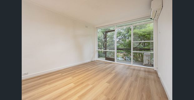 Good size, Good Location! - Photo 1