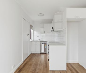 1/72 Alanvale Road, Newnham - Photo 4