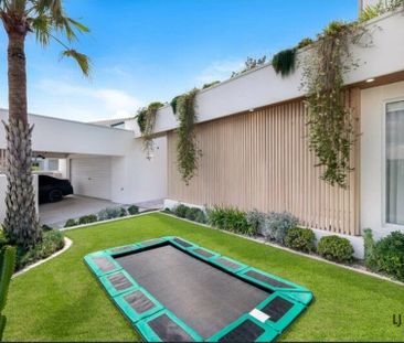 Resort-Style Luxury Meets Effortless Coastal Living - 'Casa Palma' - Photo 2