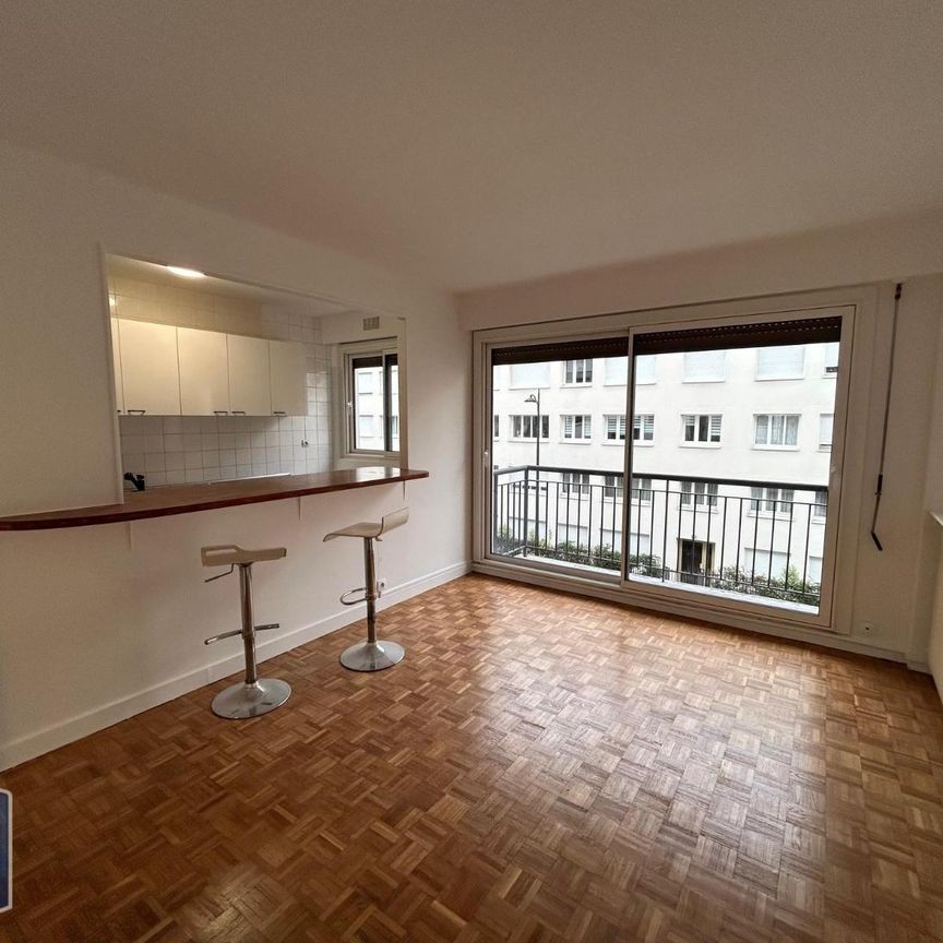 Location Appartement 2 pièces 46m² PARIS 15ème - Photo 1