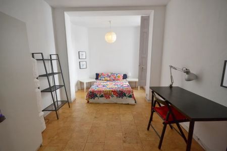 Calle de las Fuentes, Madrid, Community of Madrid 28013 - Photo 4