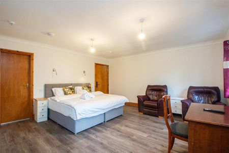 Studio to rent - Photo 3