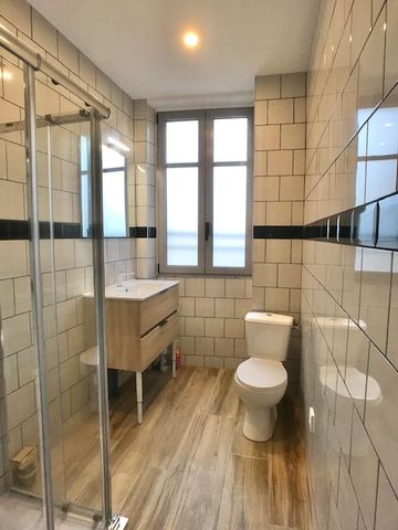Location Appartement 3 pièces 41m² ST ARNOULT EN YVELINES 78730 - Photo 3