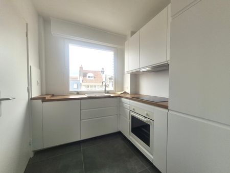 Location Appartement 3 pièces 80m² TOURCOING 59200 - Photo 4