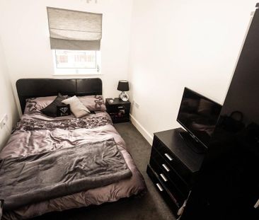 2 bedroom apartment to rent - Photo 4