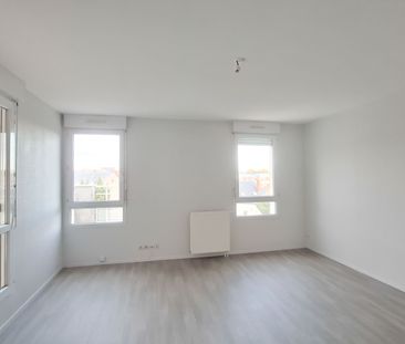 T4 de 86 m² – refait à neuf avec terrasse - Photo 1