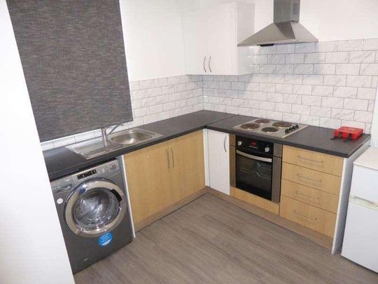 Ashton Road, Harehills, LS8 - Photo 1