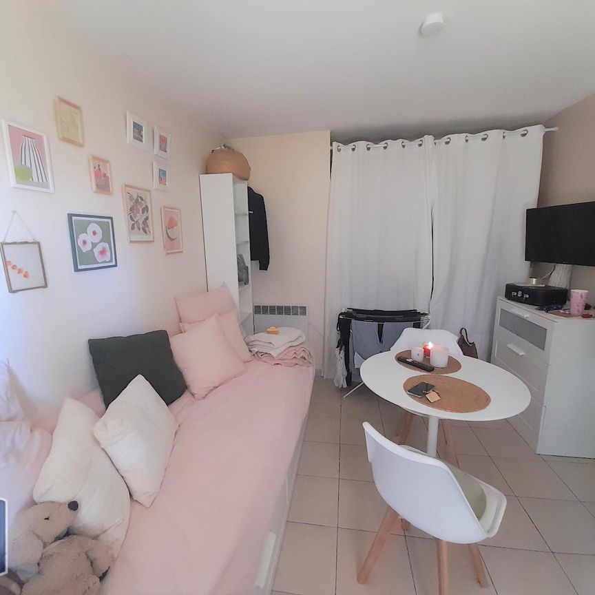 Location Appartement 1 pièce 14m² AIX EN PROVENCE 90ème - Photo 1