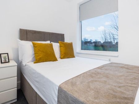 4 bedroom house to rent - Photo 2