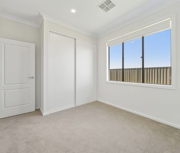 Your next chapter starts here! Spacious 4-bedroom living in Angle Vale - Photo 4