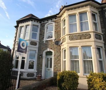 A double room to rent in this five bedroom SHARED HOUSE in Downend.... - Photo 3