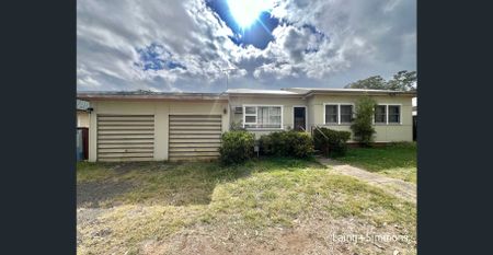 Spacious family home in a handy location - Photo 3