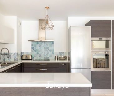 Location Appartement 3 pièces 64m² MARSEILLE 8ème - Photo 6