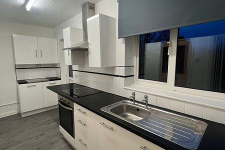 Bedale Avenue - Photo 4