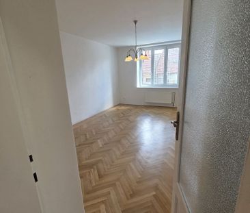 Pronájem bytu 2+kk 55 m² - Photo 1