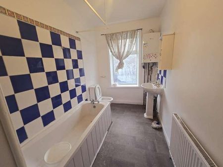 Heaton Road, Bradford, BD9 - Photo 5