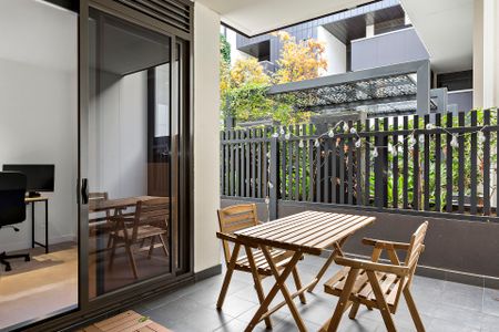 Unit 112/2 Hobson Street, South Yarra. - Photo 2