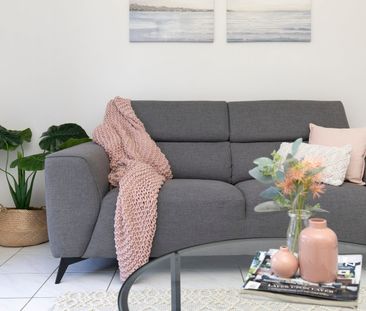 Family Home with Luxury Features - Photo 4