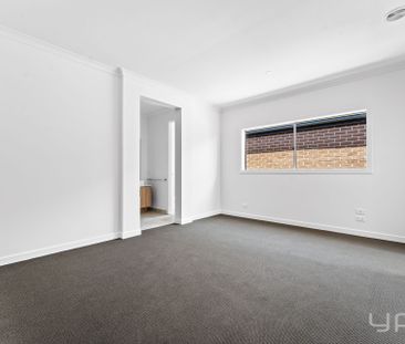 Brand New 4-Bedroom Home in the Parkbrook Estate - Photo 2