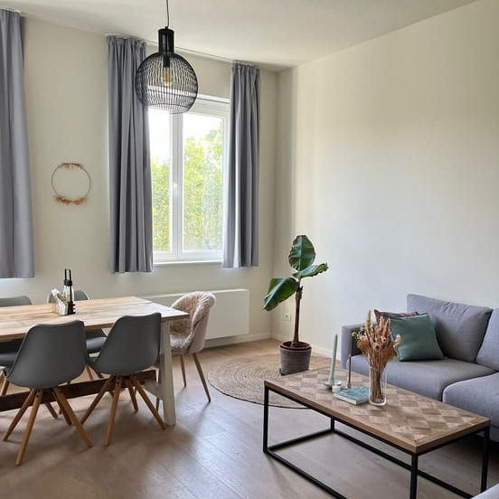 Appartement te huur - Foto 1