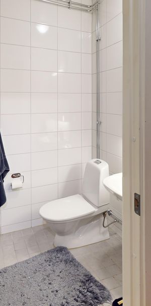 Karlagatan 3 A - Photo 2