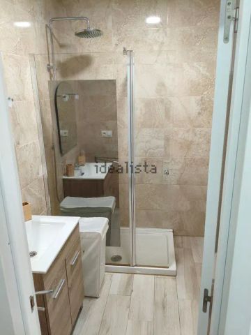 Alquiler de piso en Calle Fray Luis de Granada, 19 - Photo 3