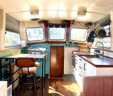 1 Bed House Boat, Rope Street, SE16 - Photo 2