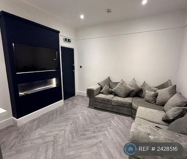 1 bedroom in a house share to rent - Photo 2