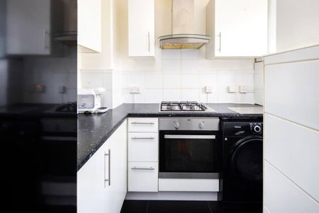 Browne House, SE8 - Photo 2
