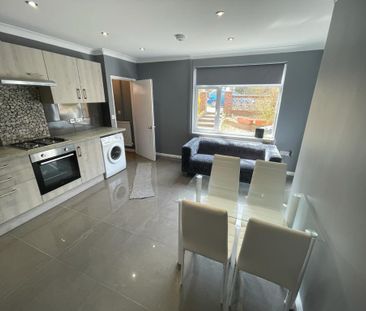 4 bedroom house to rent - Photo 6