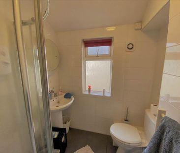 4 bedroom house to rent - Photo 3