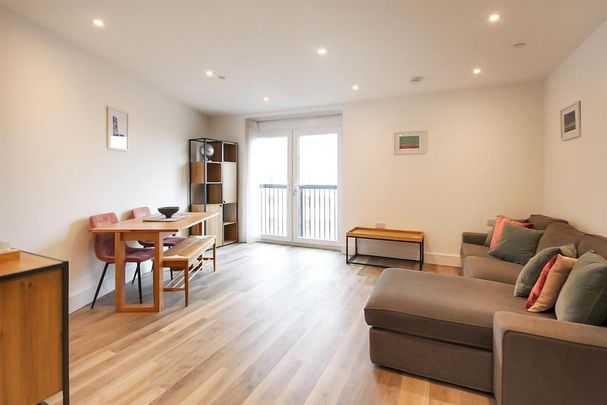 2 bedroom flat to rent - Photo 1