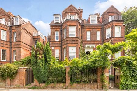 2 bedroom flat in Hampstead - Photo 3