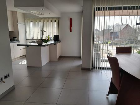 Appartement te huur - Foto 5
