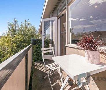 3/46 Disraeli St, Kew, Vic 3101 - Photo 3