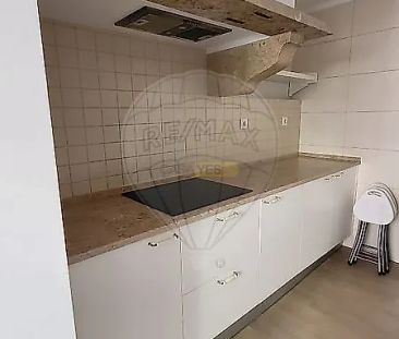 Apartment T1 in Moscavide e Portela, Loures - Photo 3