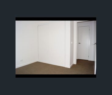 3 Bedroom Townhouse in the Heart of Camberwell - Photo 3