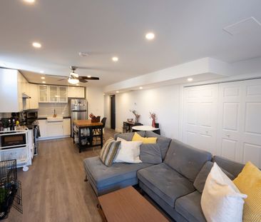 For Lease - 542 Annette Street, Toronto, Ontario - Photo 5