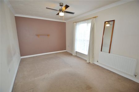 Grasholm Way, Slough,SL3 - Photo 4