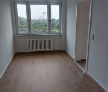 3-Raum-Wohnung in Duisburg-Duissern mit Balkon - Foto 4