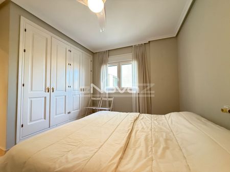 Noble luxury. Two bedroom apartment in a quiet urbanization overlooking the sea and golf cour - Photo 3