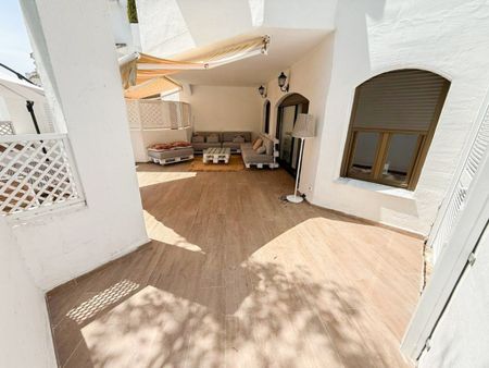 3 bedroom luxury Apartment for rent in Marbella Del Este, Spain - Photo 3