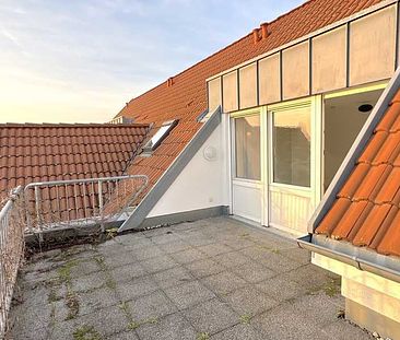 Geräumige 1-Zimmerwohnung mit großer Terrasse für Einzelperson mit TG Stellplatz - Foto 1