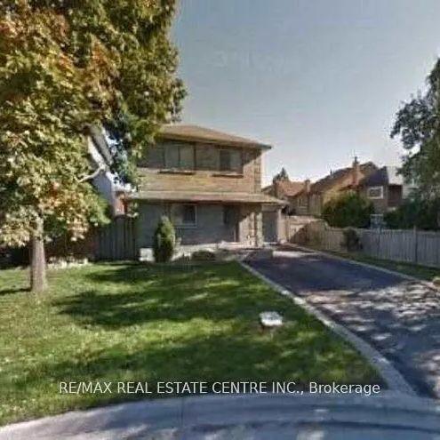 54 Clipstone Court #BASEMENT - Photo 1